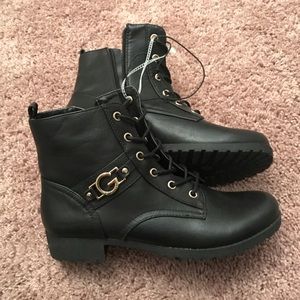 Guess Boots size 8